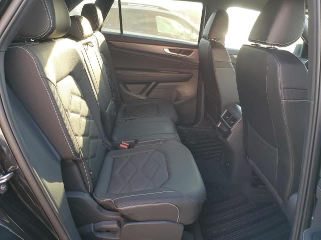 1V2LE2CA0RC251335 - 2024 VOLKSWAGEN ATLAS CROS SE Чорний фото 11