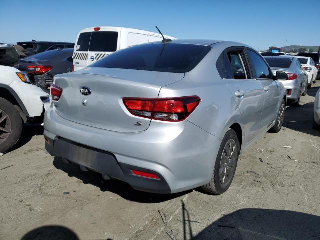 3KPA24AB9KE197900 - 2019 KIA RIO S SILVER photo 3