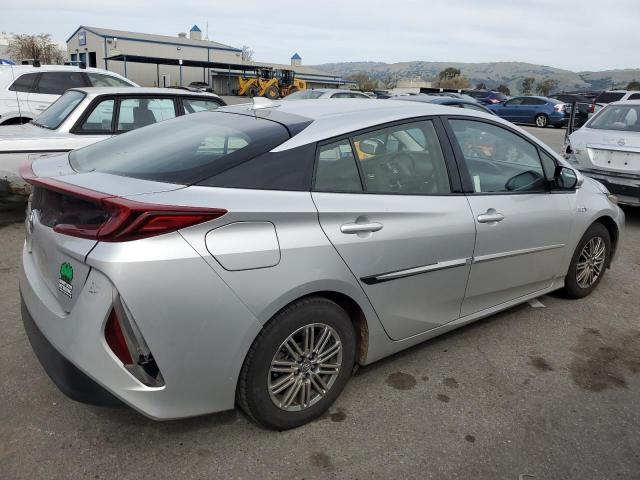 JTDKARFP1H3060085 - 2017 TOYOTA PRIUS PRIM SILVER photo 3