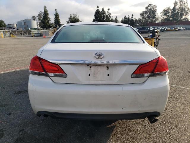 4T1BK3DB1CU455254 - 2012 TOYOTA AVALON BASE WHITE photo 6