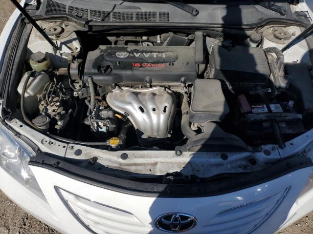 JTNBE46K573111545 - 2007 TOYOTA CAMRY CE WHITE photo 11