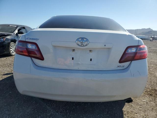 JTNBE46K573111545 - 2007 TOYOTA CAMRY CE WHITE photo 6