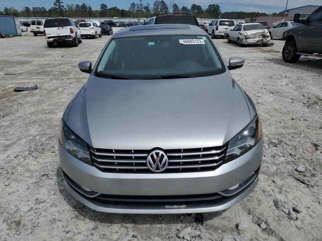 1VWCS7A35EC064384 - 2014 VOLKSWAGEN PASSAT SEL SILVER photo 5