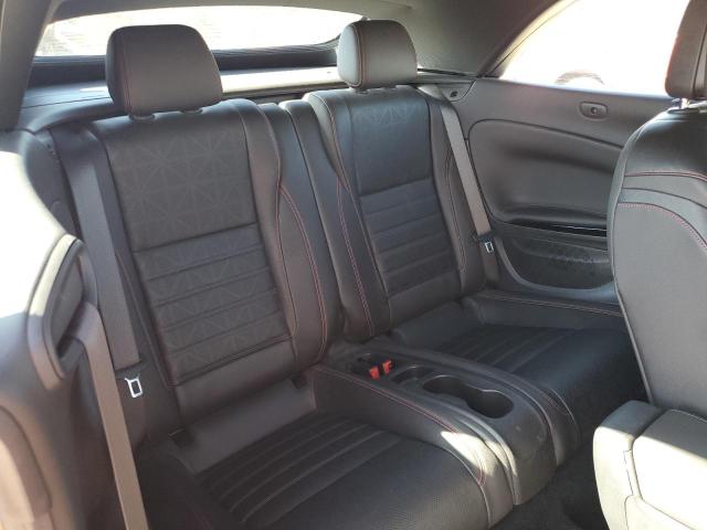 W04WJ3N57JG038678 - 2018 BUICK CASCADA SPORT TOURING RED photo 10