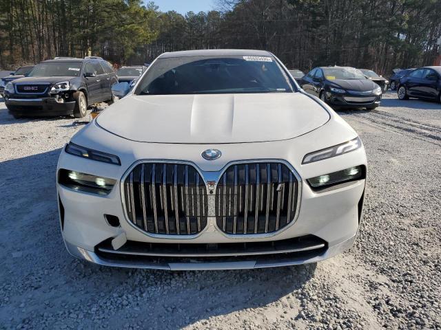 WBY53EJ03PCN87830 - 2023 BMW I7 XDRIVE60 WHITE photo 5