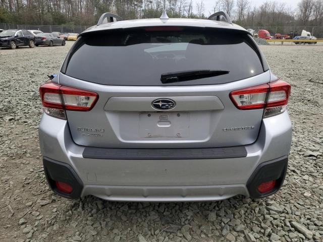 JF2GTADC9JH261700 - 2018 SUBARU CROSSTREK PREMIUM SILVER photo 6