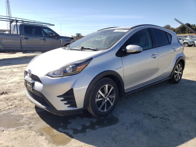 JTDKDTB37J1602010 - 2018 TOYOTA PRIUS C SILVER photo 1