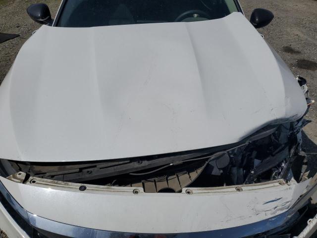 1HGCV1F4XJA134803 - 2018 HONDA ACCORD EX WHITE photo 11