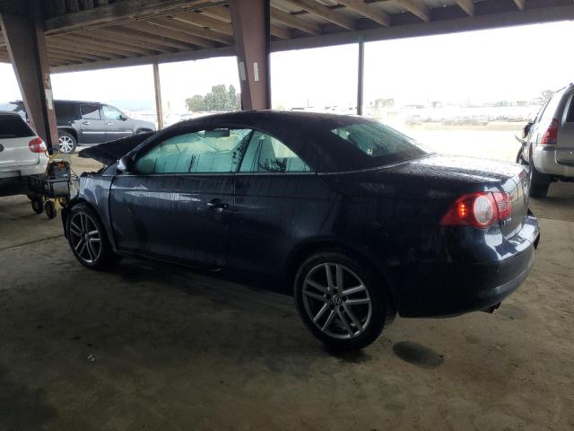 WVWFA71F48V026442 - 2008 VOLKSWAGEN EOS LUX BLUE photo 2