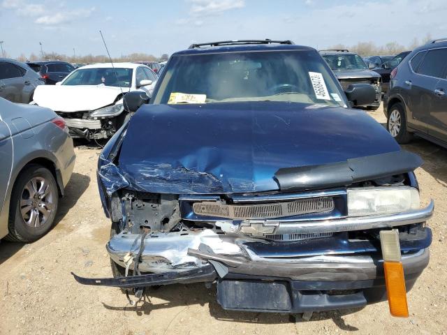 1GNDT13W8Y2228530 - 2000 CHEVROLET BLAZER BLUE photo 5