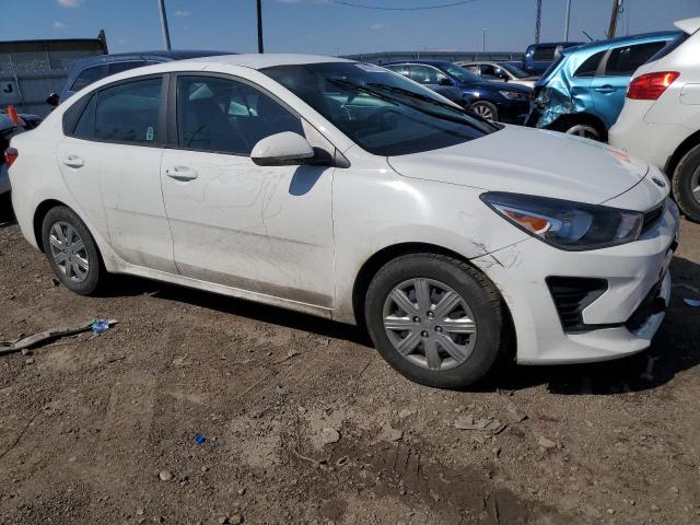 3KPA24AD5ME392056 - 2021 KIA RIO LX WHITE photo 4