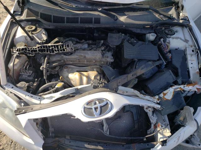 4T1BF3EK0BU775568 - 2011 TOYOTA CAMRY BASE WHITE photo 11