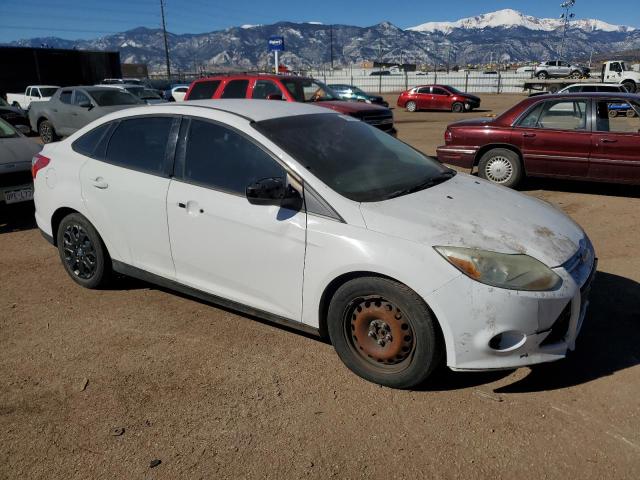 1FAHP3F23CL332046 - 2012 FORD FOCUS SE WHITE photo 4