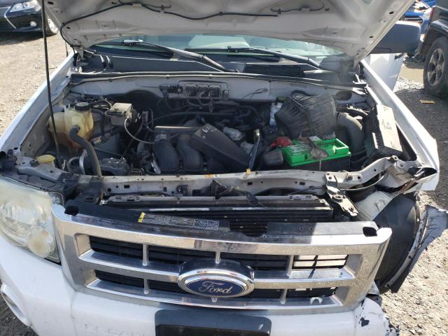 1FMCU93168KA26897 - 2008 FORD ESCAPE XLT WHITE photo 11