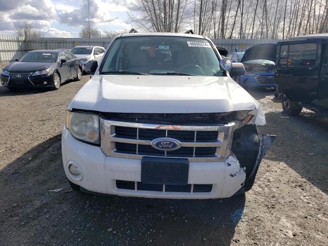 1FMCU93168KA26897 - 2008 FORD ESCAPE XLT WHITE photo 5