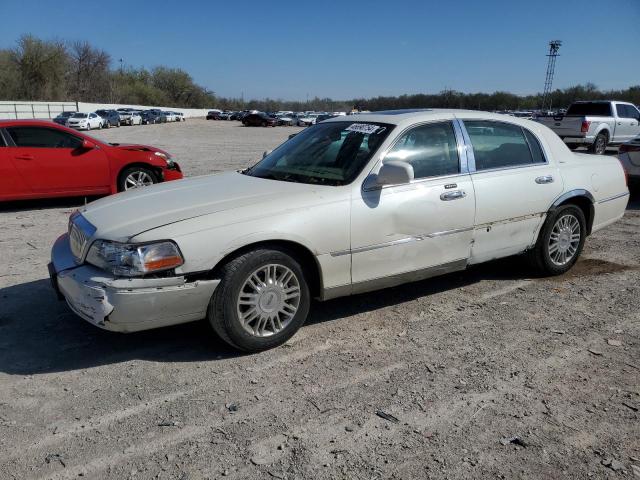 1LNHM83V36Y611627 - 2006 LINCOLN TOWN CAR DESIGNER WHITE photo 1