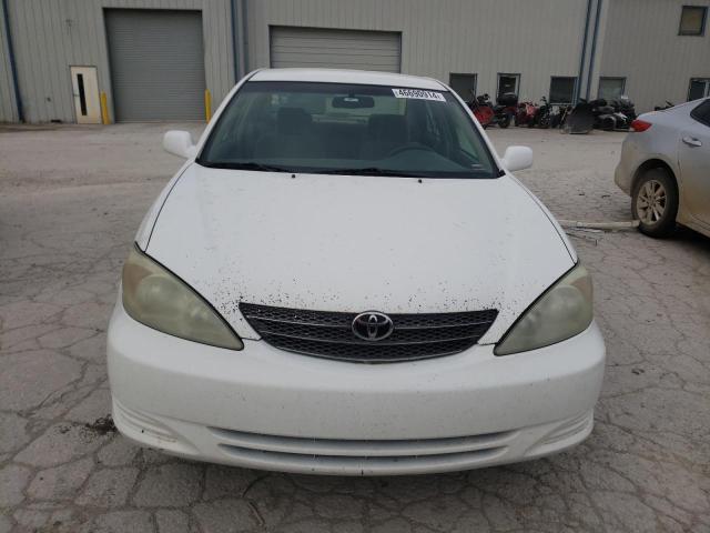 4T1BE32K44U284124 - 2004 TOYOTA CAMRY LE WHITE photo 5