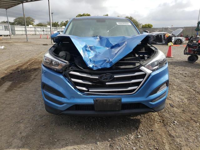 KM8J23A42HU487025 - 2017 HYUNDAI TUCSON SE BLUE photo 5