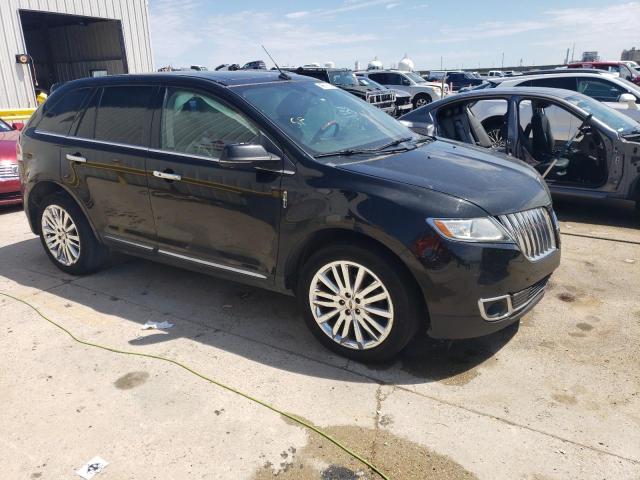 2LMDJ8JKXDBL27653 - 2013 LINCOLN MKX BLACK photo 4