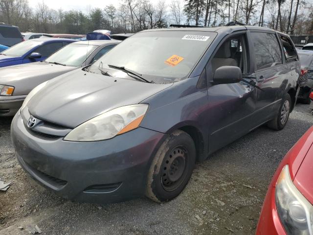 2009 TOYOTA SIENNA CE, 