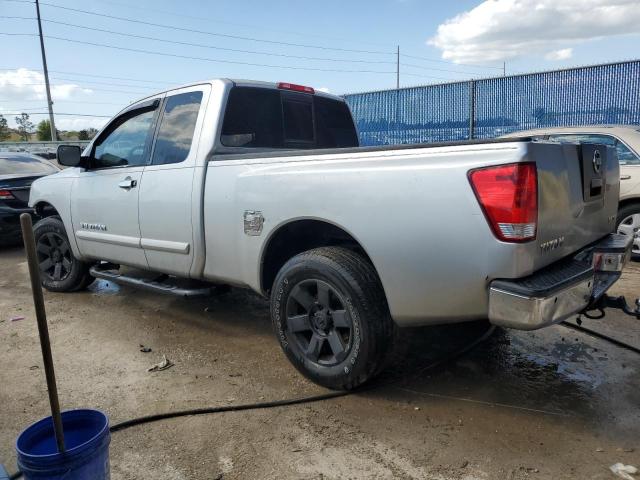 1N6AA06A85N510590 - 2005 NISSAN TITAN XE SILVER photo 2