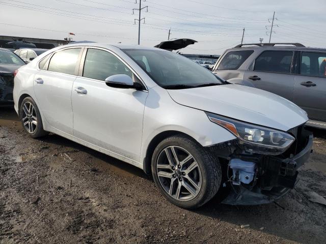 3KPF54AD2KE034715 - 2019 KIA FORTE EX WHITE photo 4