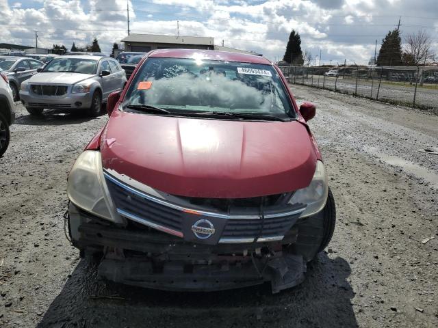 3N1BC13E08L394730 - 2008 NISSAN VERSA S RED photo 5