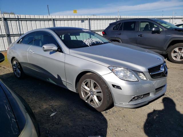 WDDKJ5GB9AF015594 - 2010 MERCEDES-BENZ E 350 SILVER photo 4