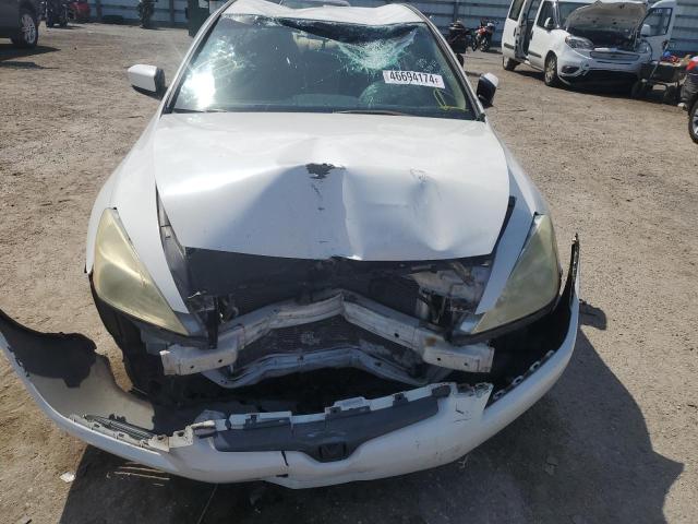 1HGCM72545A024033 - 2005 HONDA ACCORD LX WHITE photo 5