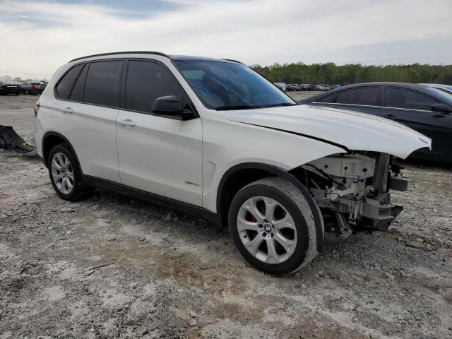 5UXKR2C53J0Z14776 - 2018 BMW X5 SDRIVE35I WHITE photo 4