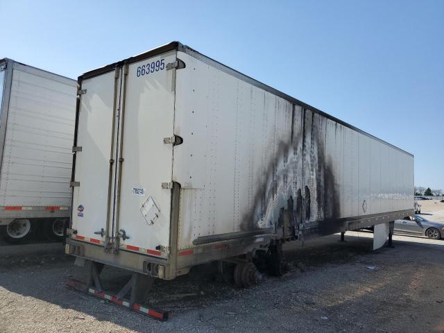 1UYVS253XHP897542 - 2017 UTILITY VS2RA WHITE photo 4