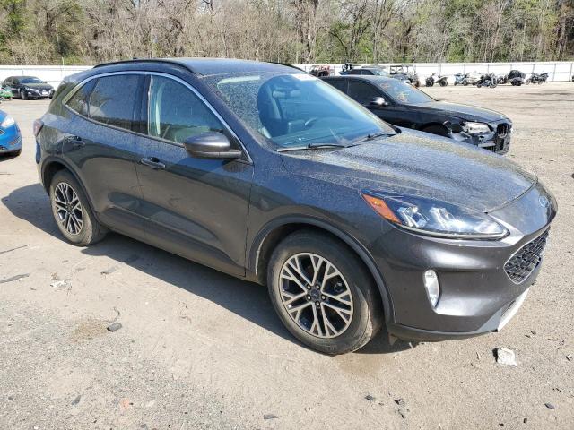 1FMCU0H69LUA68395 - 2020 FORD ESCAPE SEL GRAY photo 4