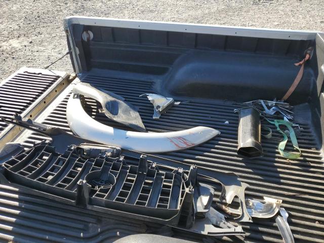 5TEGN92N22Z129356 - 2002 TOYOTA TACOMA DOUBLE CAB PRERUNNER SILVER photo 12