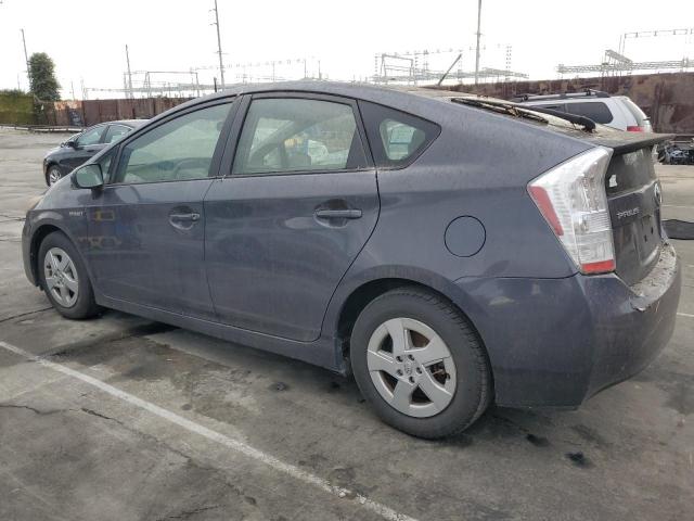 JTDKN3DU8B0263252 - 2011 TOYOTA PRIUS GRAY photo 2