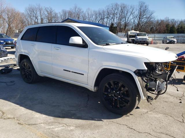 1C4RJEAG0LC369246 - 2020 JEEP GRAND CHER LAREDO WHITE photo 4