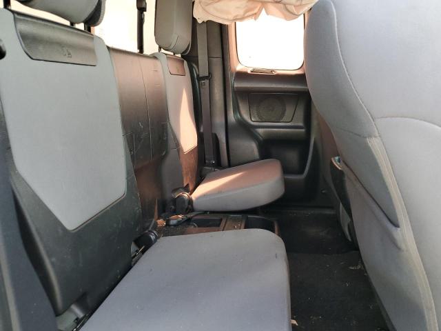 5TFRX5GN8JX123331 - 2018 TOYOTA TACOMA ACCESS CAB WHITE photo 10