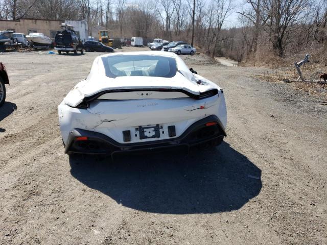 SCFSMGAW4KGN02062 - 2019 ASTON MARTIN VANTAGE WHITE photo 6