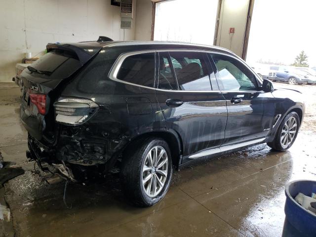 5UXTR9C5XJLD60747 - 2018 BMW X3 XDRIVE30I Schwarz Foto 3