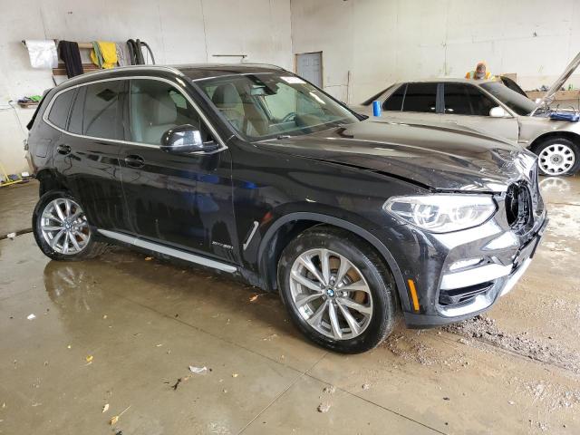 5UXTR9C5XJLD60747 - 2018 BMW X3 XDRIVE30I Schwarz Foto 4