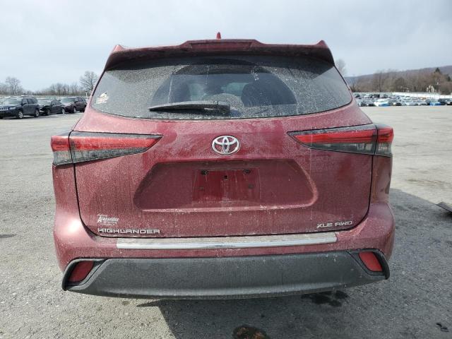5TDHZRBH6NS586501 - 2022 TOYOTA HIGHLANDER XLE RED photo 6