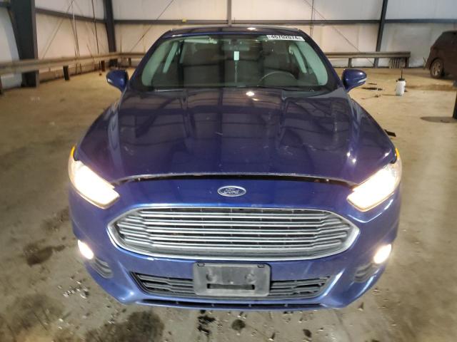 3FA6P0H71GR216527 - 2016 FORD FUSION SE BLUE photo 5