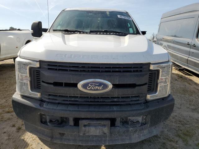 1FT7X2B69KED48389 - 2019 FORD F250 SUPER DUTY WHITE photo 5