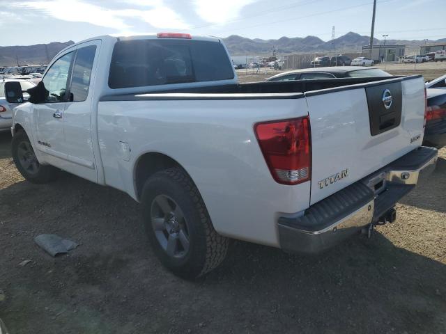 1N6AA06AX5N529741 - 2005 NISSAN TITAN XE WHITE photo 2