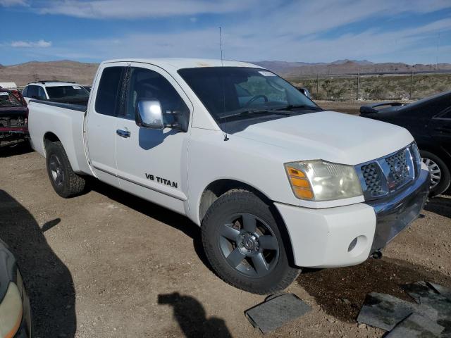 1N6AA06AX5N529741 - 2005 NISSAN TITAN XE WHITE photo 4