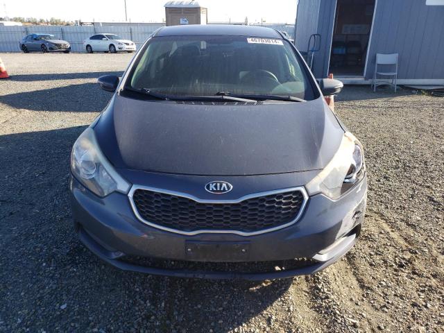 KNAFX4A64G5603706 - 2016 KIA FORTE LX GRAY photo 5