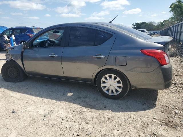 3N1CN7AP0GL808805 - 2016 NISSAN VERSA S GRAY photo 2