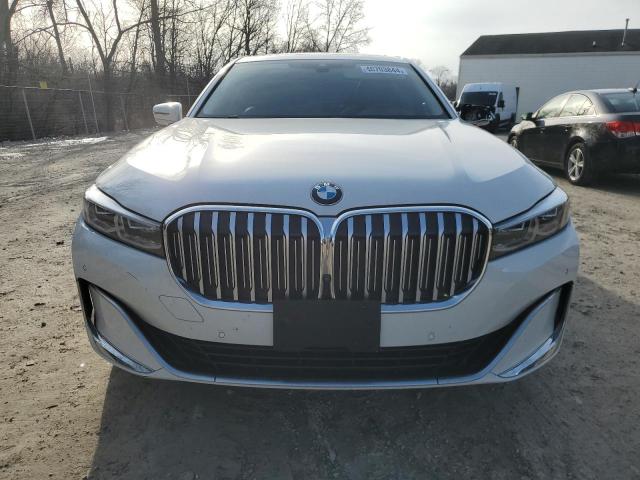 WBA7T4C09NCH65464 - 2022 BMW 740 XI WHITE photo 5