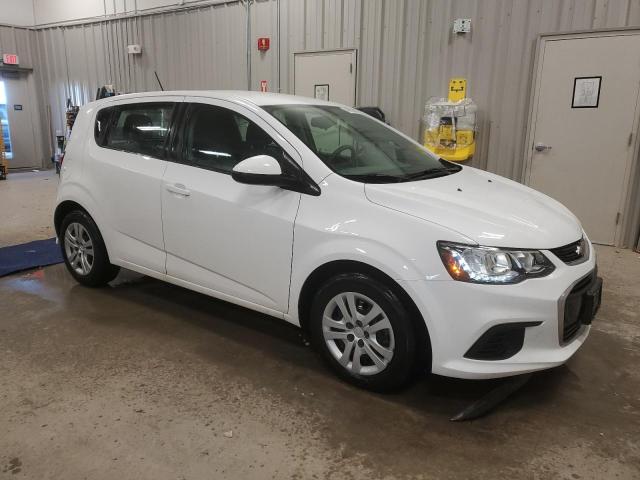 1G1JG6SBXK4116229 - 2019 CHEVROLET SONIC WHITE photo 4