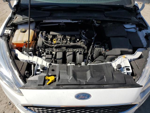 1FADP3K20FL329873 - 2015 FORD FOCUS SE WHITE photo 11