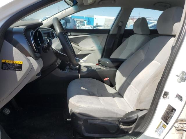 KNAGM4A73E5476921 - 2014 KIA OPTIMA LX WHITE photo 7